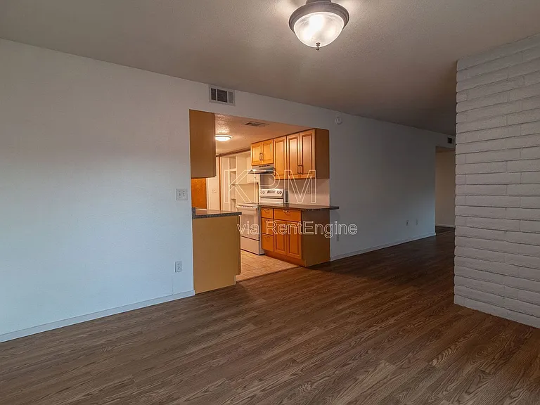 5530 Sandpiper Ct — Photo 8
