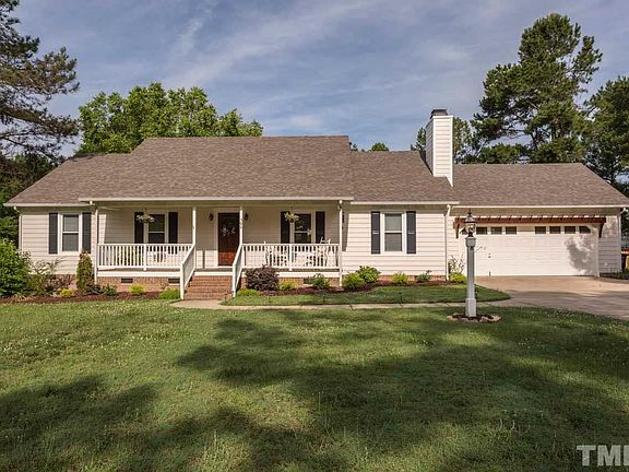 2nd image of 306 Snead Dr