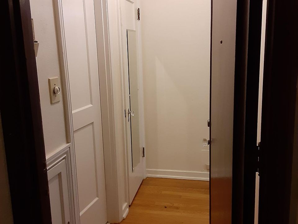 entering front door bathroom dorr and hall closet to the left