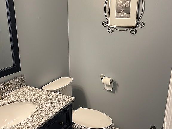 5th image of 6 Thamesford Ln
