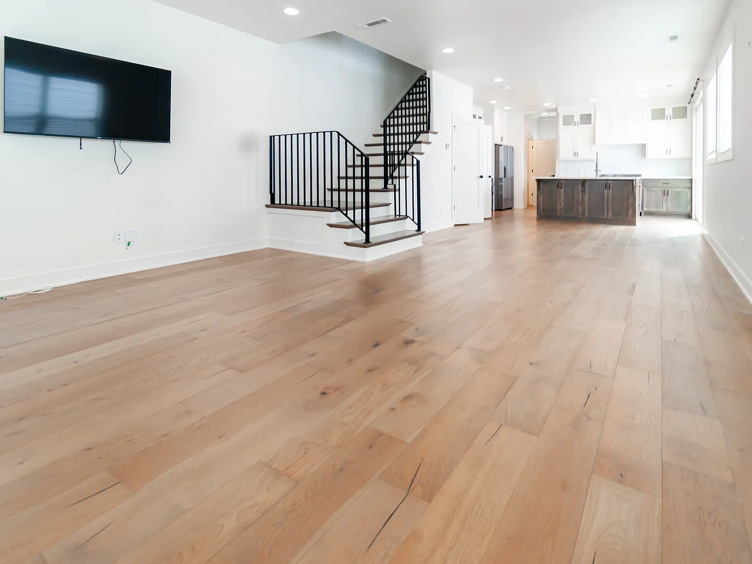 612 South Willow Avenue - 1 — Photo 3