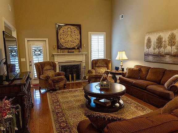 4th image of 3225 Arbor Hill Trce
