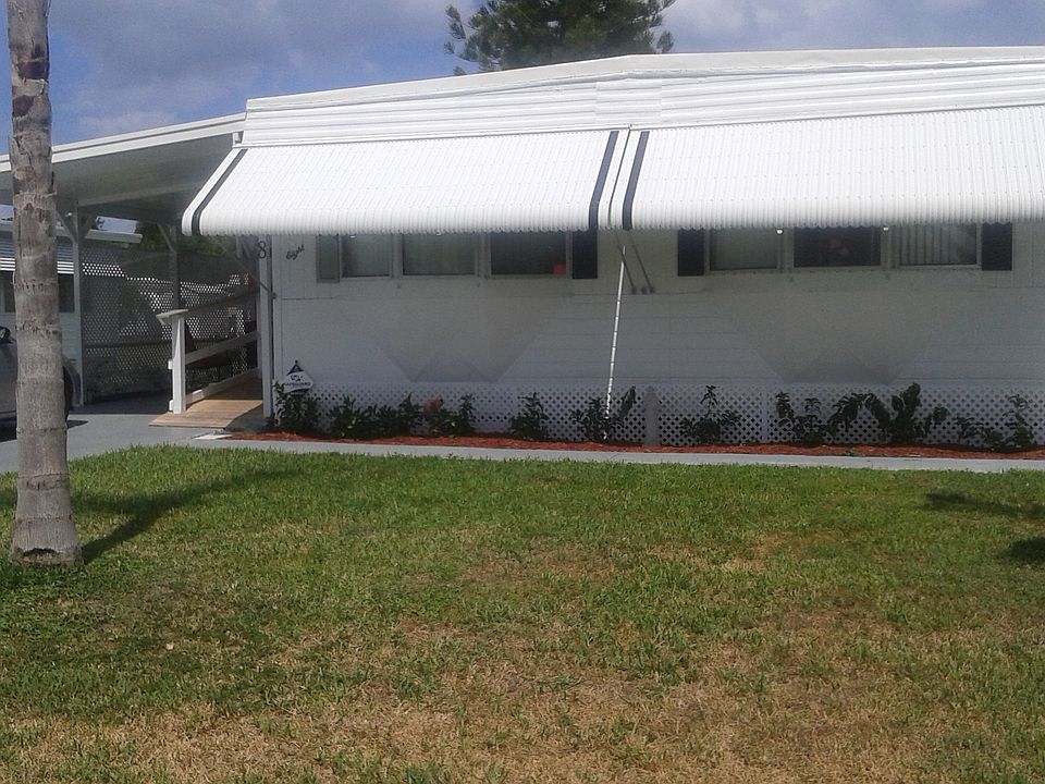 1st image of 8 Madrid Ln
