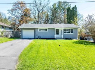 216 Pine Grove St, Syracuse, NY 13210