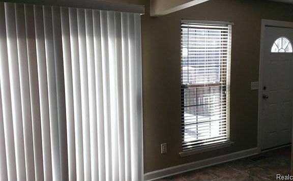 3rd image of 41175 Southwind Dr