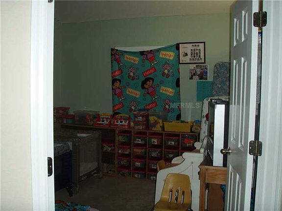 5th image of 1118 Berkley Ln