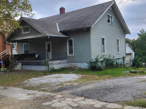 805 N 11th St, Marysville, KS 66508