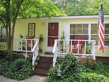 5th image of 210 Glensara Dr NW