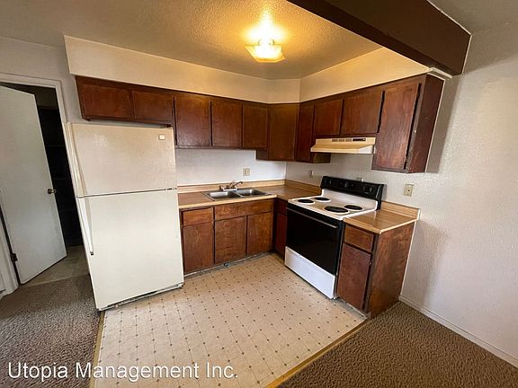 5th image of 326 Limoneria Ave APT 8