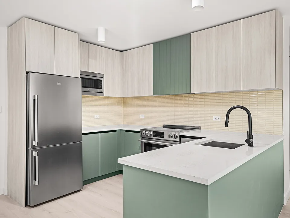 138 Bruckner Blvd #2234