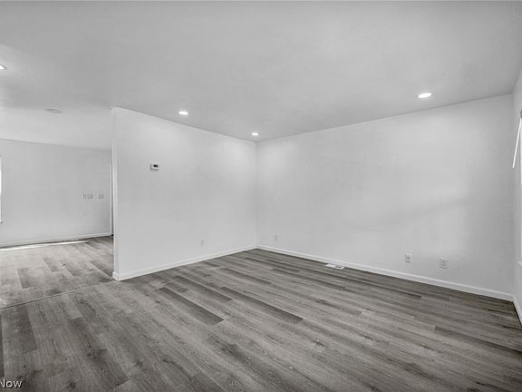 5th image of 10870 Mount Overlook Ave