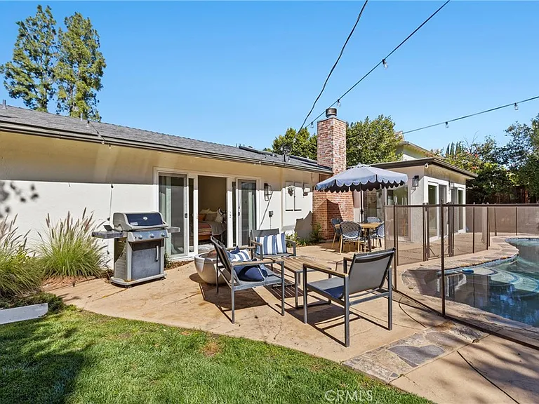 22736 Margarita Dr — Photo 32