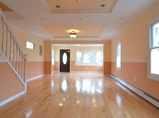 22111 108th Ave, Queens Village, NY 11429