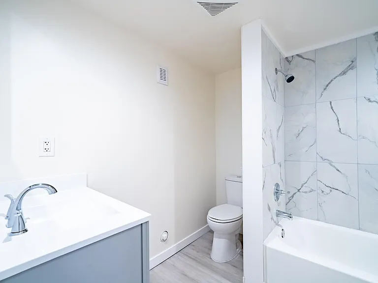 7325 NE Mallory Ave — Photo 18