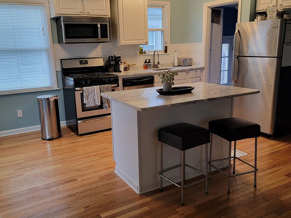 1st image of 919 McLean Ave