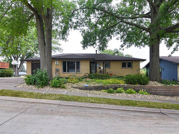 3427 Crestwood Dr