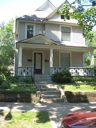 115 Paddock - Exterior