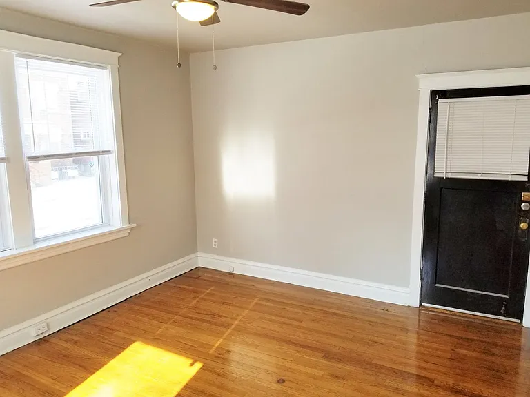 (333) 4048-52 Giles — Photo 8