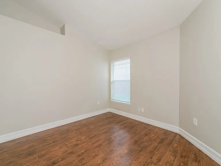 1802 Meadow Pond Way — Photo 13