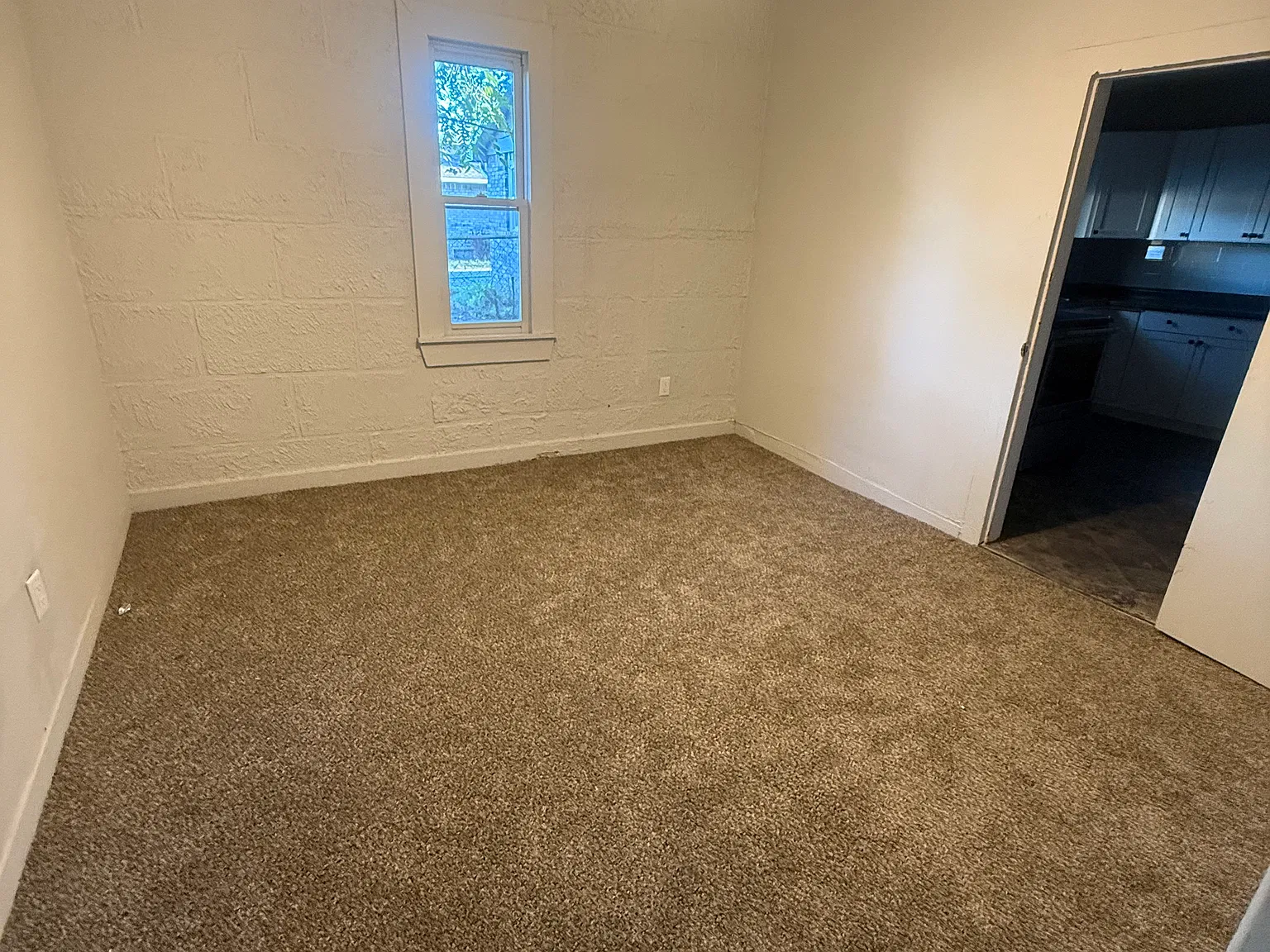 2 bed, 1240 sqft, $1,099 — Photo 2