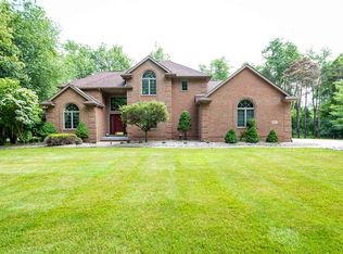 4907 Country Ln, Jackson, MI 49201