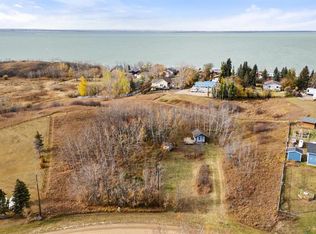 25 Earls Way, White Sands, AB T0C3B0