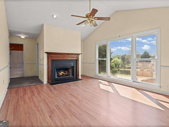 4th image of 189 Misty Ridge Pl