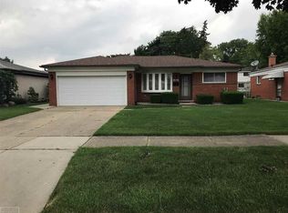 4711 Hayman Dr, Warren, MI 48092
