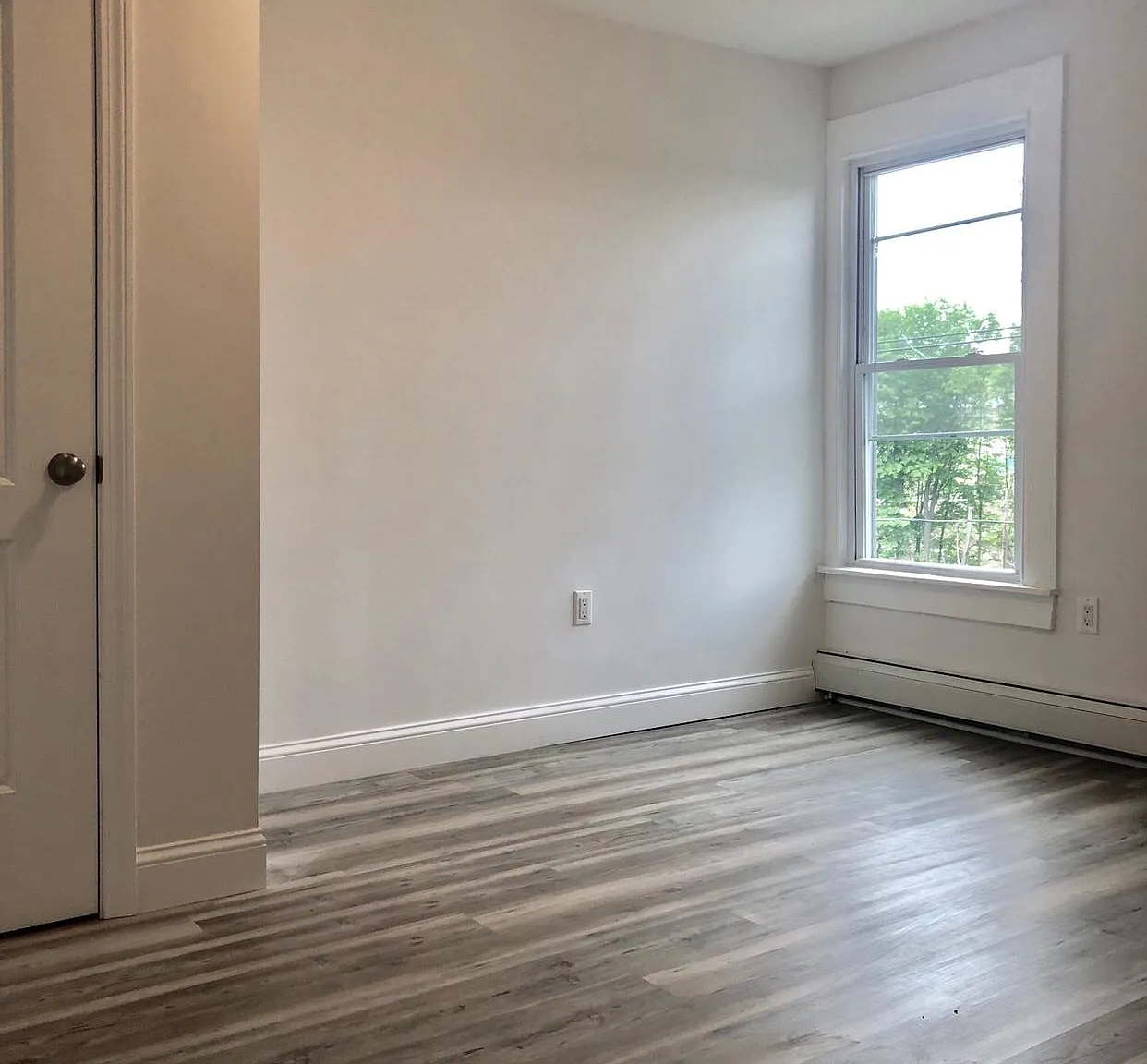 37 Terryville Ave — Photo 3