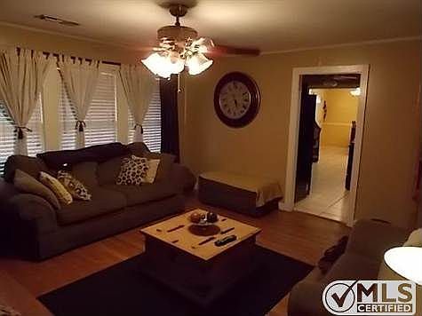 3rd image of 501 Portland Ave