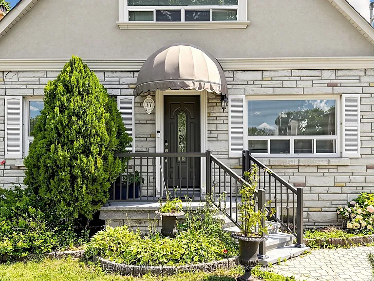 77 Wendell Ave #BASEMENT — Photo 2