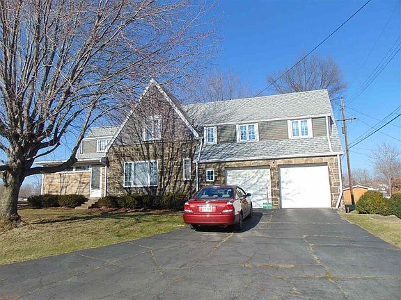 4th image of 146 Martha Pl