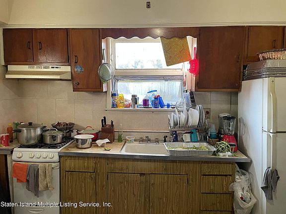 5th image of 50 West St
