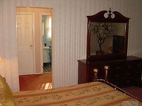3rd image of 9 Rosanne Ct