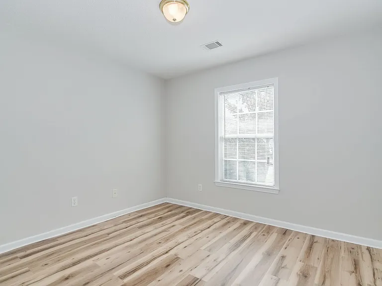 306 Evans Lake Way — Photo 21