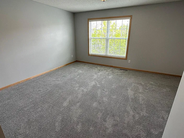 15830 Frisian Ln — Photo 9