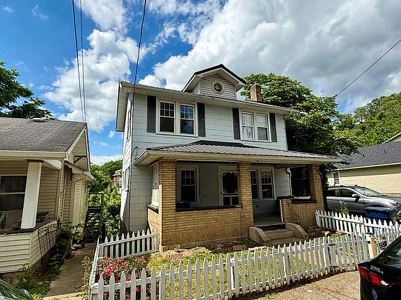 3rd image of 1121 2nd Circle Prospect