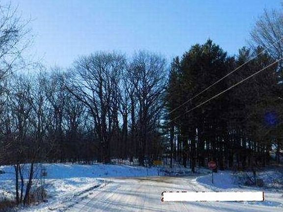 Exterior Neighborhood (street photo)