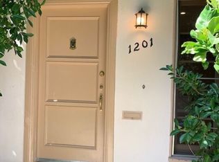 1207 1/2 S Ogden Dr, Los Angeles, CA 90019