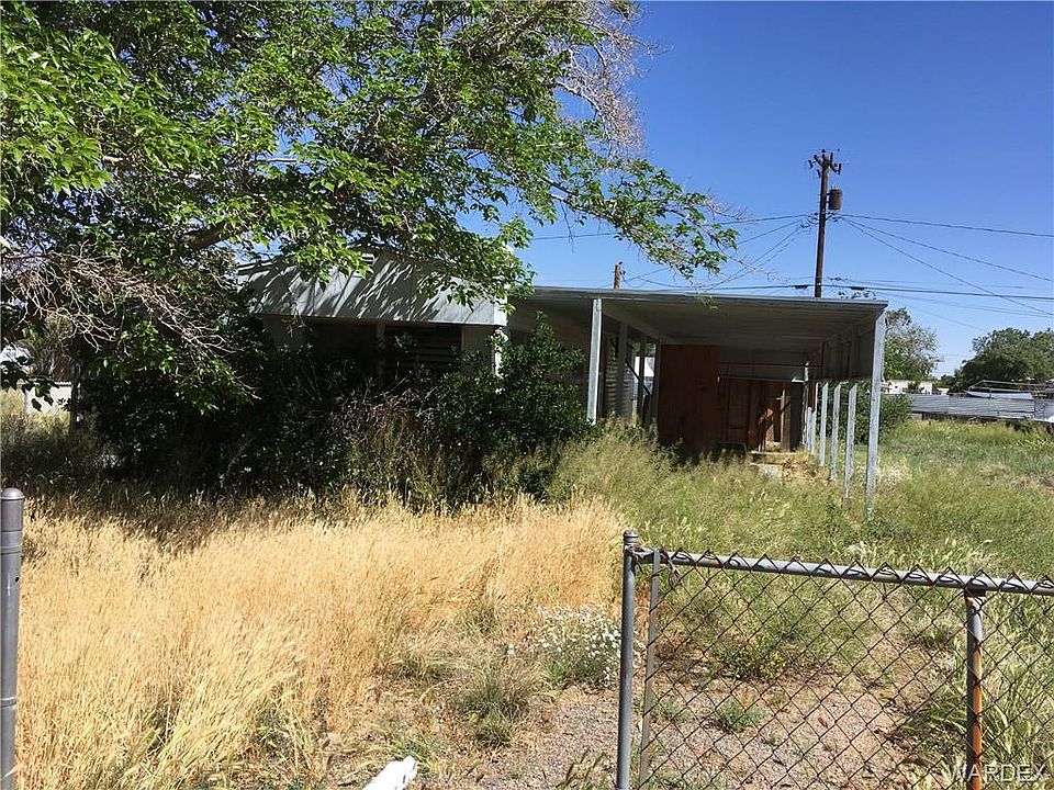 1st image of 3935 E Hearne Ave