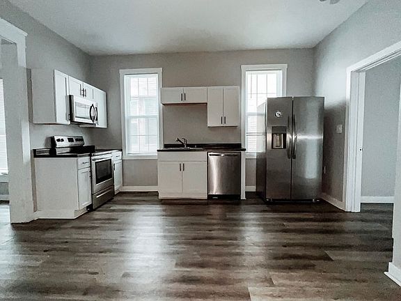 3rd image of 606-608 S 5th St