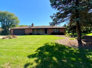 2470 Scheibe Dr, Brookfield, WI 53005