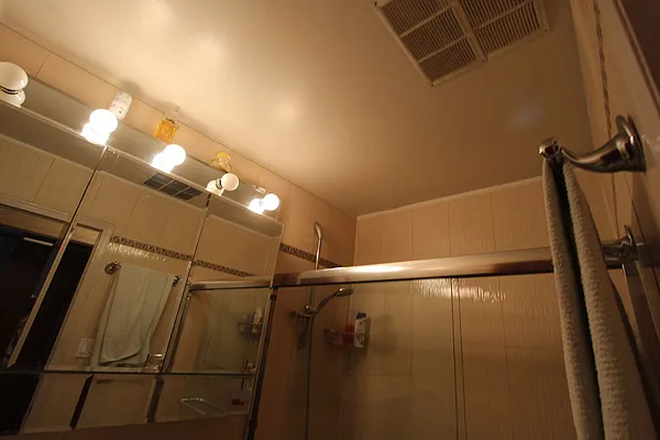 Sold by Superior Realty Service | media 5