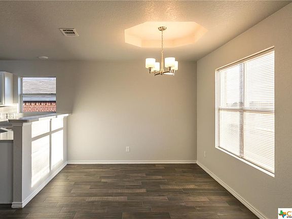 5th image of 2402 Ryan Dr