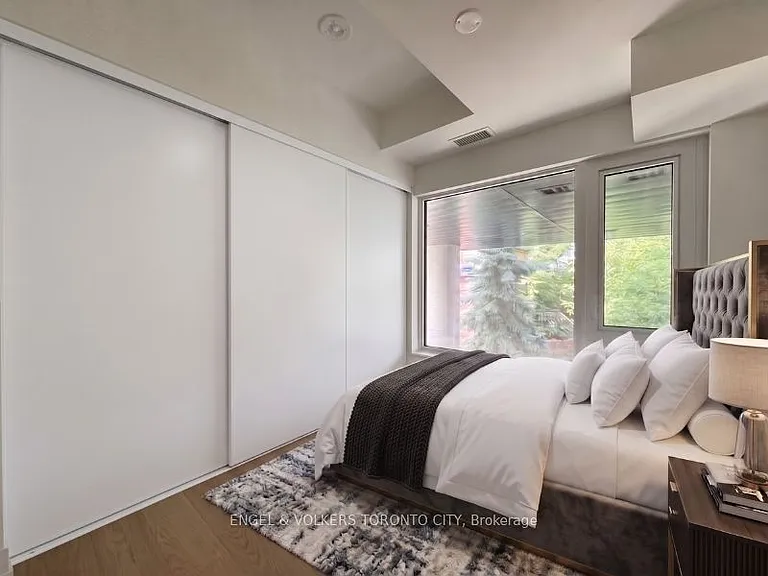322 Dupont St #207 — Photo 11