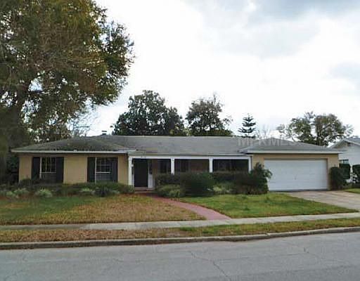 1st image of 416 Oak Hill Dr