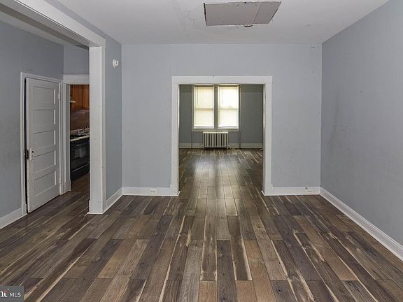 4th image of 4202 Potter St