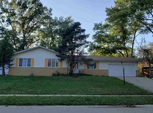 605 Kenyon Dr, Springfield, IL 62704