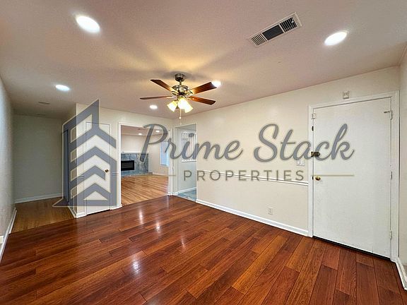 3rd image of 2497 Elkins Way
