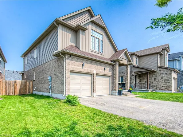 26 Spring Creek St, Kitchener, ON N2A 0G3